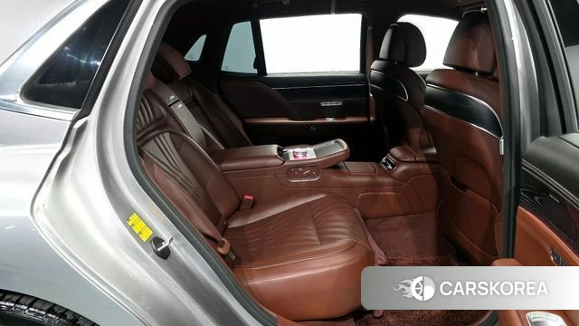 Genesis G90 (RS4) 2022 Серебристо-серый из Кореи, фото 3