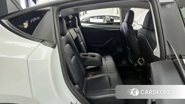 Tesla Model Y 2022 Белый из Кореи, фото 3