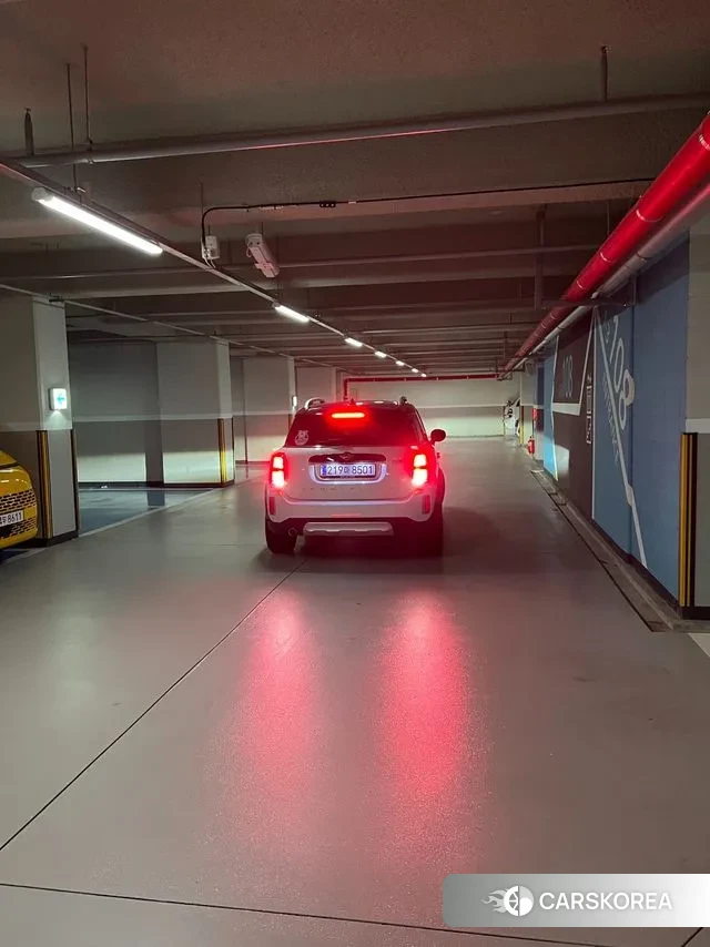 Mini Cooper Countryman 2023 Белый из Кореи, фото 3