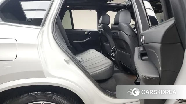 BMW X5 (G05) 2022 Белый из Кореи, фото 3