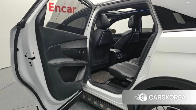 Peugeot 5008 second generation 2020 Белый из Кореи, фото 3