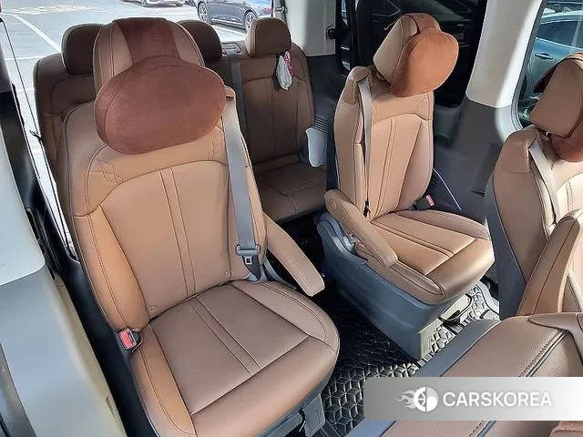 Hyundai Staria 2025 Черный из Кореи, фото 3