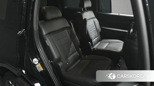 Hyundai Santa Fe (MX5) 2024 Черный из Кореи, фото 3