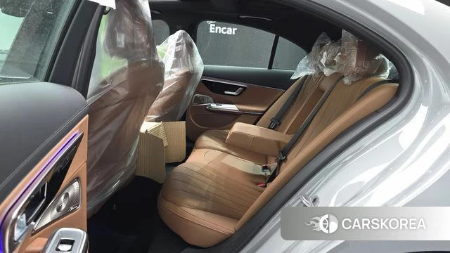 Mercedes-Benz E-Class W214 2026 Серебристо-серый из Кореи, фото 3