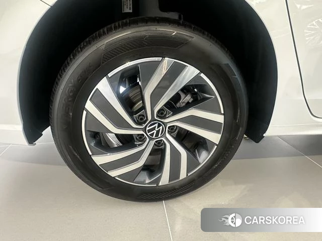 Volkswagen Bora 2025 Белый из Китая, фото 3