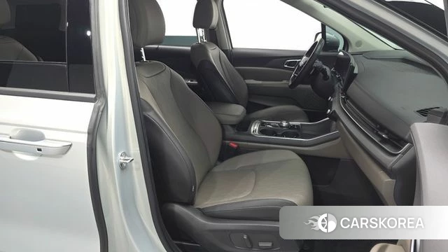 Kia The New Carnival 4th Generation 2025 Цвет галактики из Кореи, фото 3