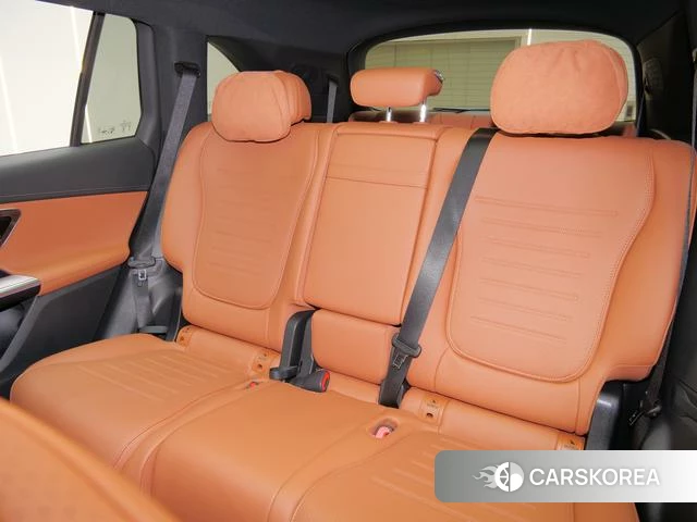 Mercedes-Benz GLC 2024 Черный из Китая, фото 3