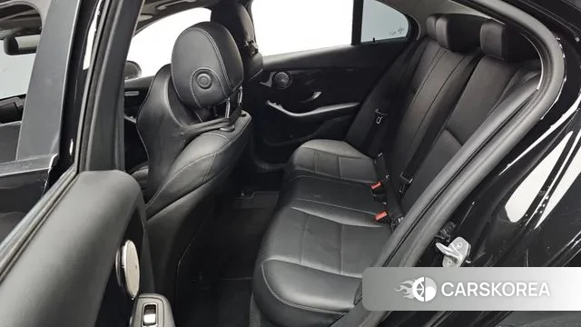 Mercedes-Benz C-Class W205 2018 Черный из Кореи, фото 3