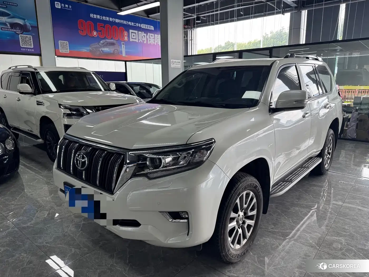 Toyota Prado 2018 Белый из Китая, фото 3