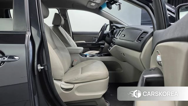 Kia The New Carnival 2019 Серый из Кореи, фото 3