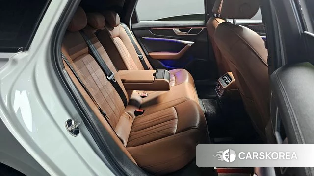 Audi A6 (C8) 2020 Белый из Кореи, фото 3
