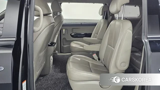 Kia The New Carnival 2018 Черный из Кореи, фото 3