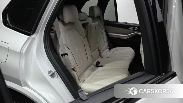 BMW X5 (G05) 2026 Белый из Кореи, фото 3
