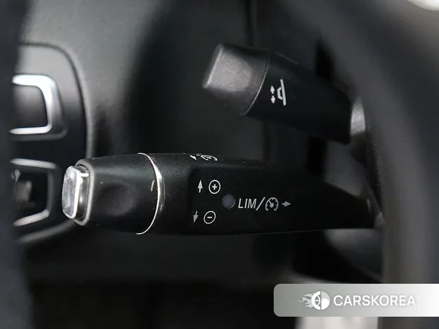 Mercedes-Benz C-Class W205 2018 Белый из Кореи, фото 3