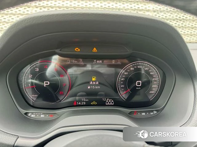 Audi Q2L 2024 Синий из Китая, фото 3