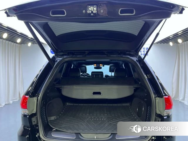 Jeep Grand Cherokee (imported) 2018 Черный из Китая, фото 3