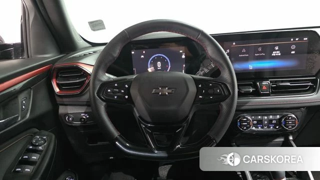 Chevrolet (GM Daewoo) The New Trail Blazer 2025 Черный из Кореи, фото 3