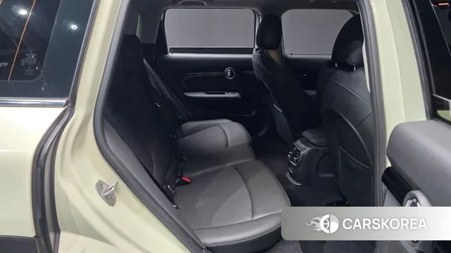 Mini Cooper Clubman 2019 Жемчужный цвет из Кореи, фото 3