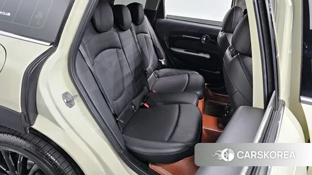 Mini Cooper D Clubman 2018 Жемчужный цвет из Кореи, фото 3