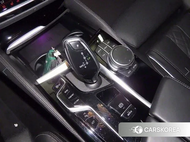 BMW 5 Series (G30) 2020 Белый из Кореи, фото 3