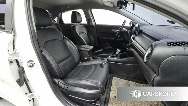 Kia Come New K3 2018 Белый из Кореи, фото 3