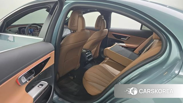 Mercedes-Benz E-Class W214 2025 Синий нефрит из Кореи, фото 3