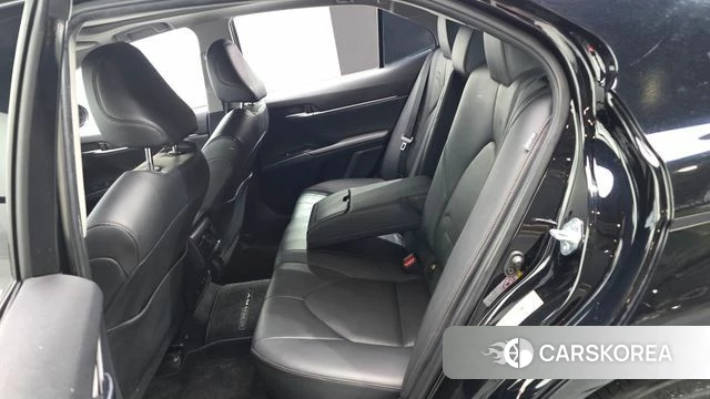 Toyota Camry (XV70) 2018 Черный из Кореи, фото 3