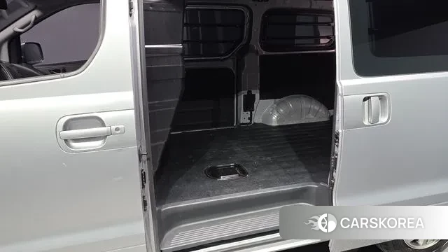 Hyundai The New Grand Starex 2019 Серебристо-серый из Кореи, фото 3