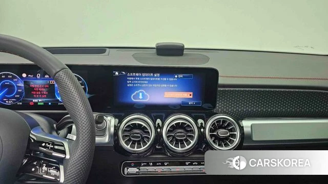 Mercedes-Benz EQB X243 2025 Белый из Кореи, фото 3