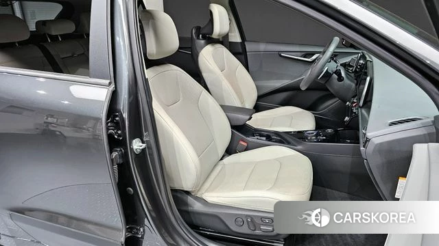 Kia Di Ol Nu Niro 2023 Серый из Кореи, фото 3