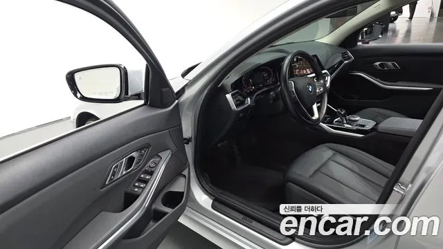 BMW 3 Series (G20) 2020 Серебристо-серый из Кореи, фото 3