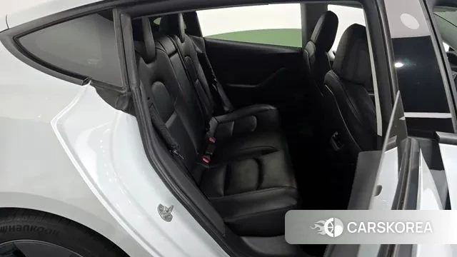 Tesla Model 3 2021 Белый из Кореи, фото 3