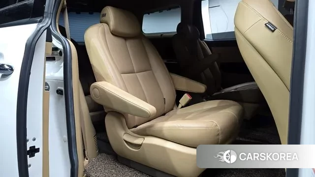 Kia The New Carnival 2019 Белый из Кореи, фото 3