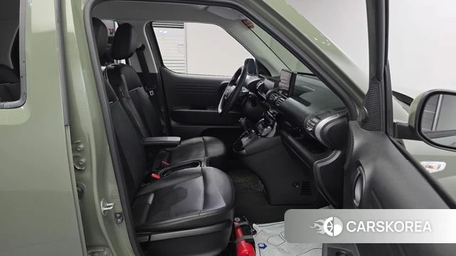 Hyundai Casper 2022 Зеленый из Кореи, фото 3