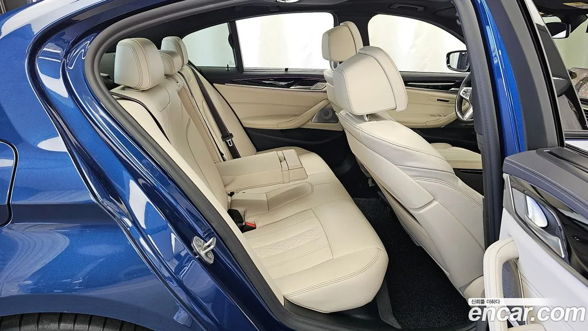 BMW 5 Series (G30) id 2055403 из Кореи 3