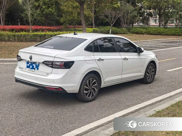 Volkswagen Lavida 2024 Белый из Китая, фото 3