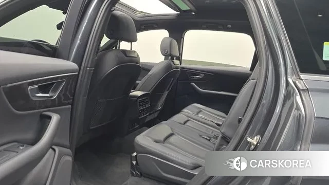 Audi Q7 (4M) 2022 Серый из Кореи, фото 3