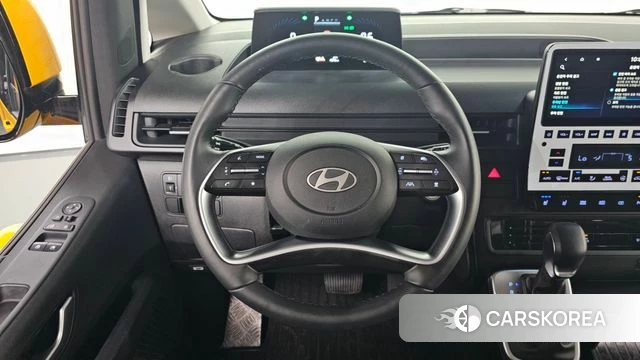 Hyundai Staria 2025 Желтый из Кореи, фото 3