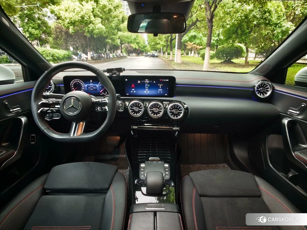 Mercedes-Benz A-Class 2023 Белый из Китая, фото 3