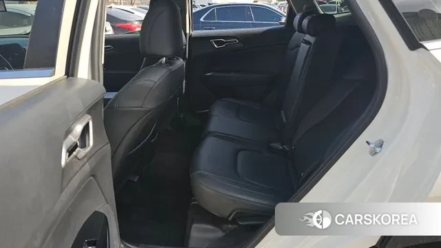 Kia Sportage 5th Generation 2023 Белый из Кореи, фото 3