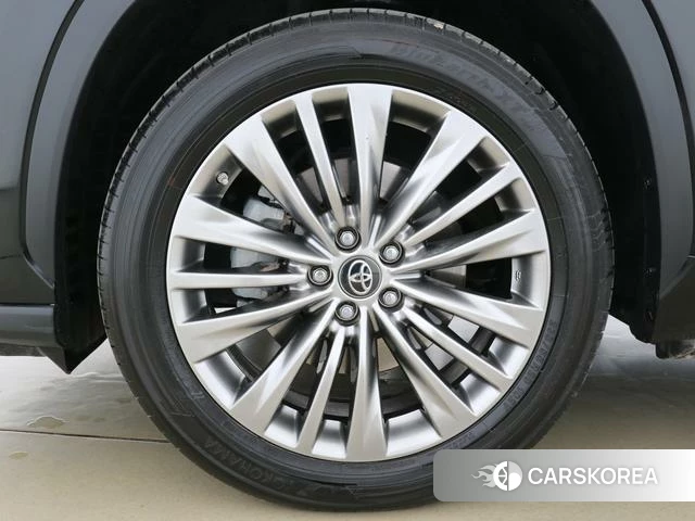 Toyota Highlander 2024 Черный из Китая, фото 3