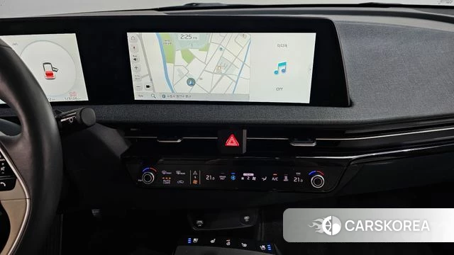 Kia EV6 2021 Черный из Кореи, фото 3
