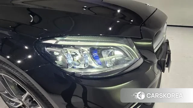 Mercedes-Benz C-Class W205 2022 Черный из Кореи, фото 3