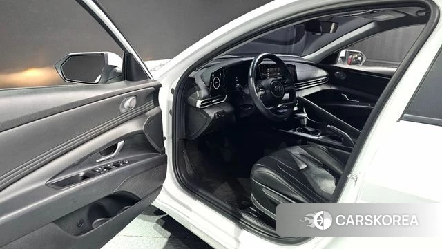 Hyundai Avante (CN7) 2022 Белый из Кореи, фото 3