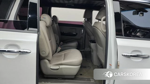 Kia The New Carnival 2018 Белый из Кореи, фото 3