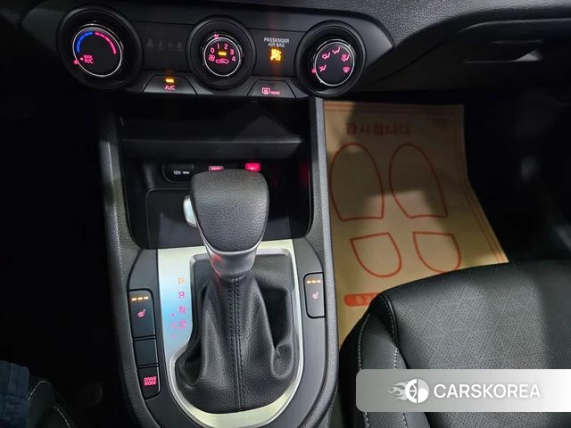 Kia The New K3 2nd generation 2023 Белый из Кореи, фото 3