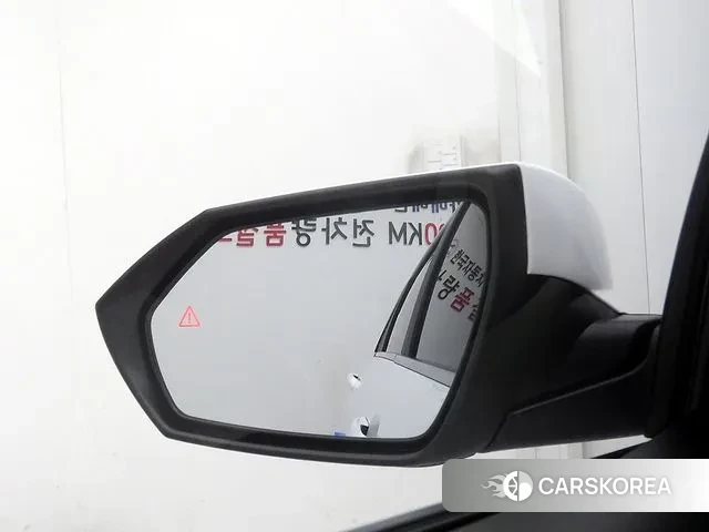 Hyundai Avante Hybrid (CN7) 2023 Белый из Кореи, фото 3