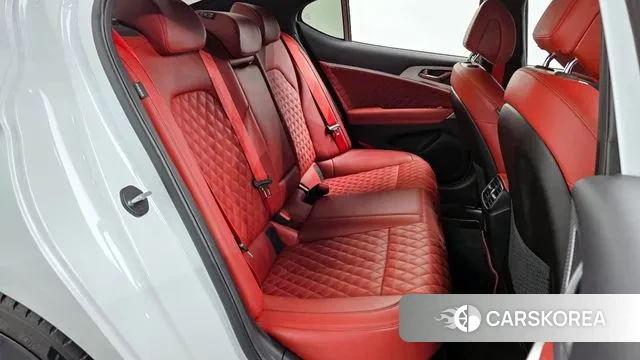 Genesis The New G70 2023 Белый из Кореи, фото 3