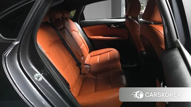 Kia The New K3 2nd generation 2021 Серый из Кореи, фото 3