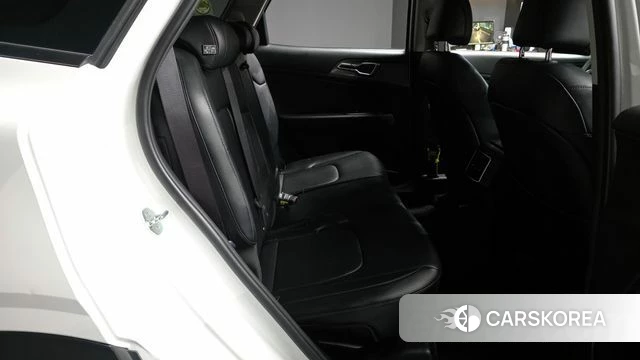 Kia Sportage 5th Generation 2022 Белый из Кореи, фото 3